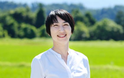 高橋菜穂子